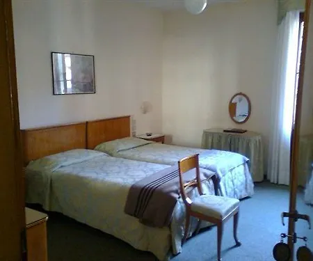 Helvetia Hotel