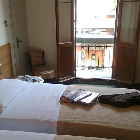 Hotel Helvetia 3*
