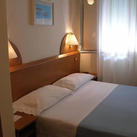 Helvetia Lido de Venecia