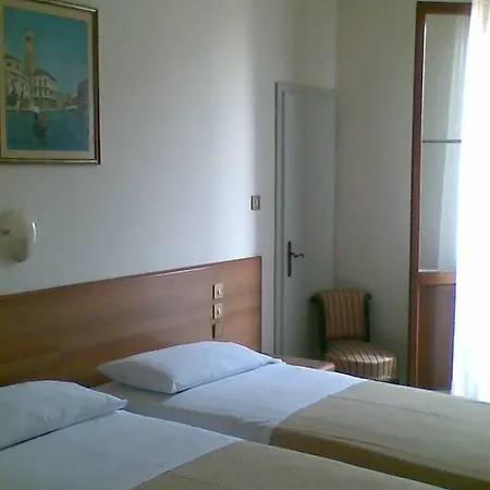 Helvetia Hotel